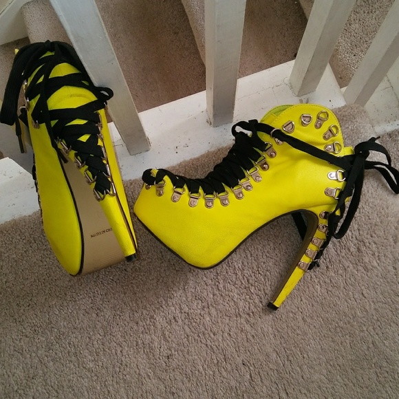 Wild Diva Shoes - A conversation piece!